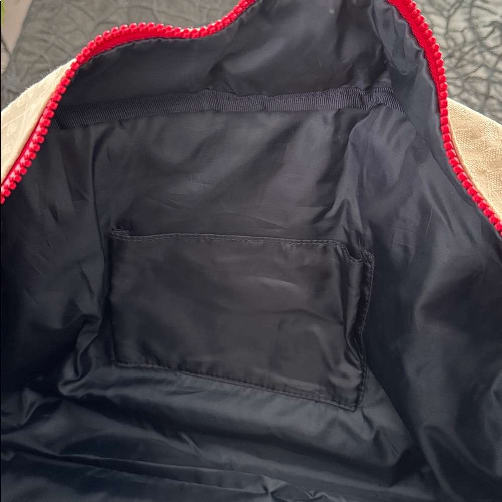 Tommy Hilfiger Beige and Red Duffel Bag - Picture 6 of 7